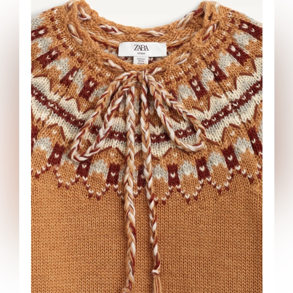 Zara Limited Edition 100% Wool Jacquard Knit Poncho with Fringed Trim NWT - Picture 6 of 6